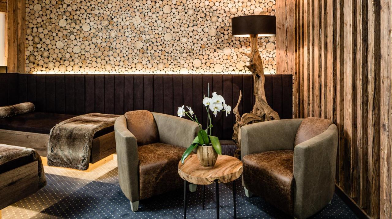 Arthotel Anterleghes - Gardenahotels Selva di Val Gardena Luaran gambar