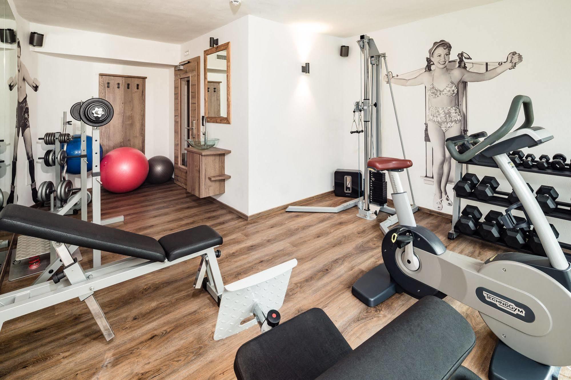 Arthotel Anterleghes - Gardenahotels Selva di Val Gardena Luaran gambar